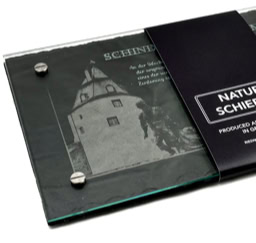 Schiefergravur des Schinderhannesturms mit Glasscheibe, individuell gestaltet